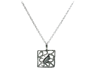 �����������͗l�ɓV�g�̉H������������V���o�[�l�b�N���X