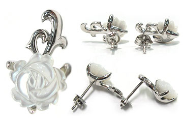 �T�C�Y:�c��12mm�A��:��7mm