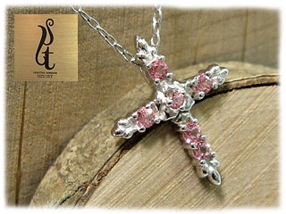 �wEdel brilliance�x �Z���^�[���[�Y�̃N���X�l�b�N���X(�z���C�g�S�[���h)
