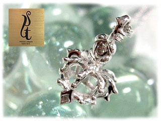 �wFarbe�x �����Ƀ_�C����Y�����l�b�N���X(�z���C�g�S�[���h)