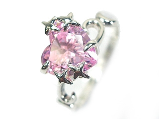 �uStar love�v�n�[�g�ɐ�������΂߂��V���o�[�����O