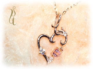 �wSway heart�x�h���n�[�g���s���A�Ȗ��͂̃l�b�N���X(�s���N�S�[���h)