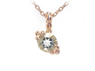 �g�b�v�T�C�Y:�c��10mm�A����5mm