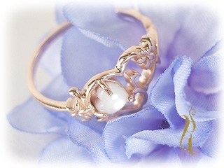 �wIngenu�x���F�ɋP�������L�̃s���N�S�[���h�����O