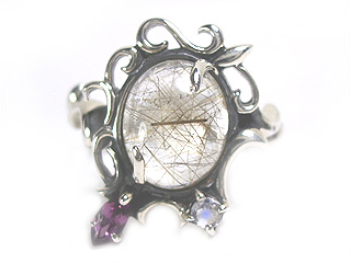 �f�U�C�������̑傫���͏c��19mm�A����16mm�A�r�̕��͖�2mm