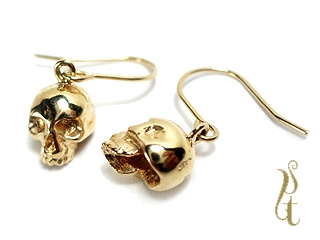 �wGrain de skull�x�ꗱ�̃X�J���f�U�C���C�G���[�S�[���h�t�b�N�s�A�X