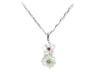 �uBlanc Fleur�v�����L��2�̉Ԃ������V���o�[�l�b�N���X