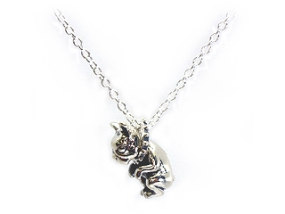 �uFrench Bulldog�v�h�b�O���`�[�t�̃C�u�V�V���o�[�l�b�N���X