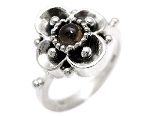 �uBlume�v�X���[�L�[�N�H�[�c�̉ԃf�U�C���V���o�[�����O