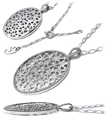 �����ւ̓`�F�[���̂ǂ��ɂł����߂��܂��̂ŁA�D�݂̒����ɒ��ߏo���܂��B