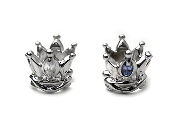 �����z���C�g�g�p�[�Y�A�E���^���U�i�C�g�ł��B