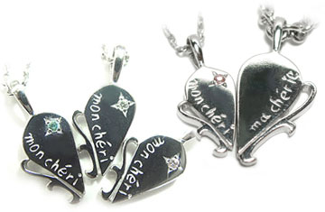 �����u���[�A�N���A�A�s���N�ł��B�E�̓y�A���i�u�m�|�O�O�V�P�v�ł��B 