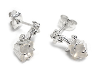 �����[�J�b�g�̃��[���X�g�[���Ə����Ȃ��Ԃ̃V���o�[�s�A�X