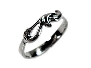 �y��A���z�����������f�U�C���̃u���b�N���W�E���V���o�[�����O