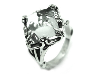 �ucatedral�v�����̒��Ƀ_�C�������h�����߂��V���o�[�����O