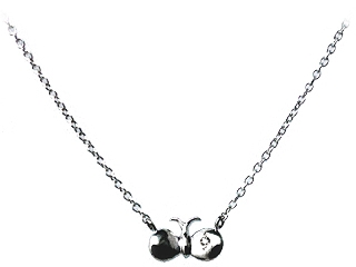 ���X�̉H���Ƀ_�C�������h�����߂��V���o�[�l�b�N���X