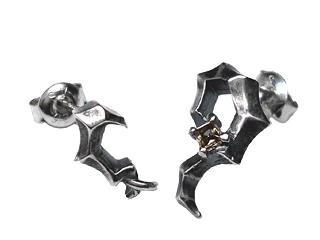 �X���[�L�[�N�H�[�c�ƃ��C���h�ȃn�[�g�f�U�C���̃V���o�[�s�A�X