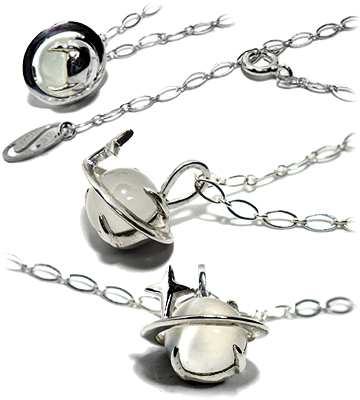 �����ւ̓`�F�[���̂ǂ��ɂł����߂��܂��̂ŁA�D�݂̒����ɒ��ߏo���܂��B