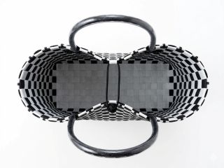 �}�`����11cm�Ȃ̂ŐF�X����܂��I